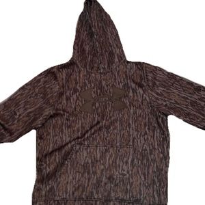 Large Under Armour Hoodie